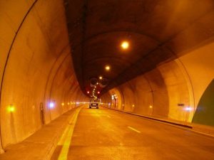 AMO - ACT OPR -Mise en sécurité tunnels entre Nice et frontiere italiennes (500 millions d'euros d'engagements)